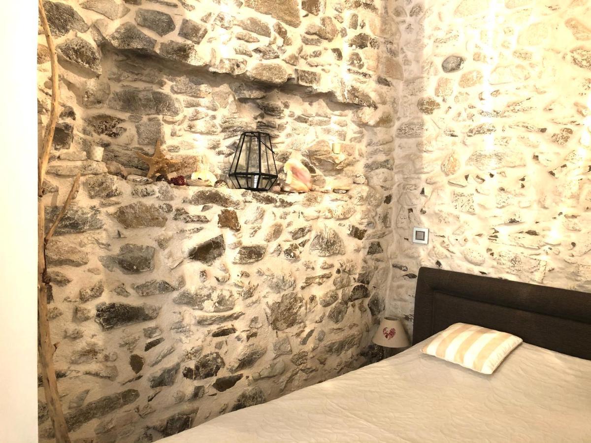 Appartement De Charme Au Coeur De Saint-Tropez Ngoại thất bức ảnh